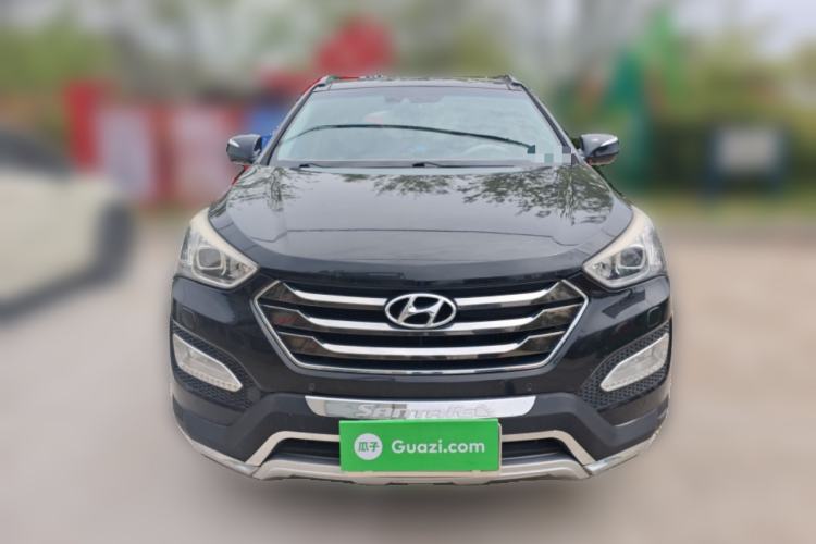 Used Hyundai Santa Fe 2013 2.0T Automatic All-Wheel Drive Top Trim Front