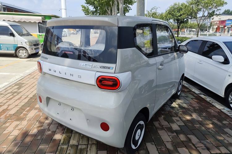 Used Wuling Hongguang MINIEV 2024 3rd Generation 215km Youth Edition
