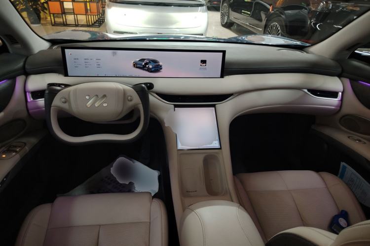 Used IM LS6 2025 Lingxi Intelligent Driving Edition Center Console