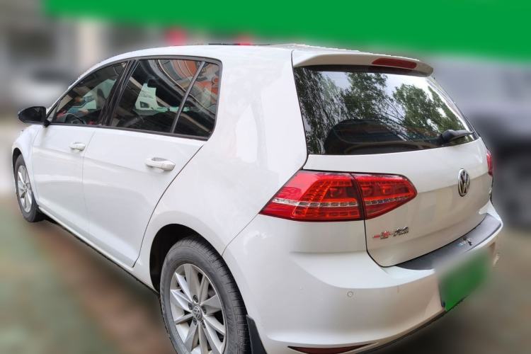 Used Volkswagen Golf 2016 1.6L Automatic Fashion Model