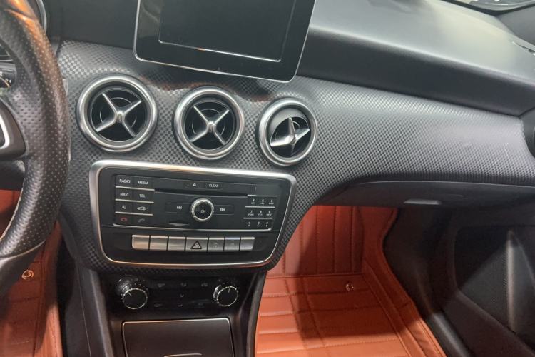 Used Mercedes-Benz A-Class (Import) 2016 A 200 Fashion Model