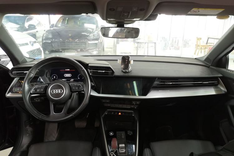 Used Audi A3 2022 A3L Limousine 35 TFSI Fashion Sport Model Center Console