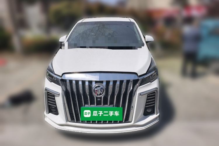 Used Buick GL8 2022 Land Cruiser Executive Class 652T Comfort Model Front