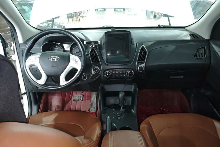 Used Hyundai ix35 2015 2.0L Automatic 2WD Comfort Edition China IV Standard
