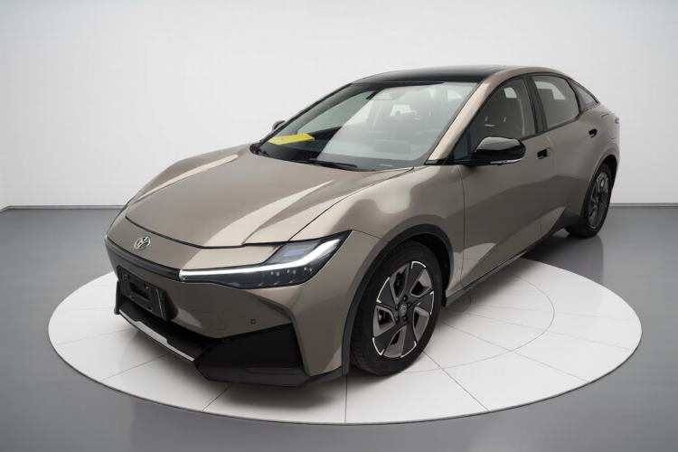 Used Toyota bZ3 2023 616 km Long-Range Premium