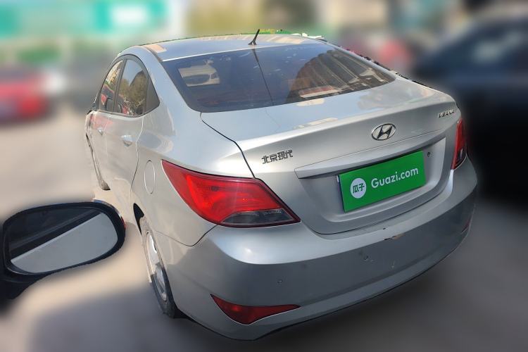 Used Hyundai Verna (older generation) 2014 1.4L Automatic Smart GLS Rear Left 45 Deg