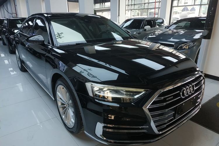 Used Audi A8 2022 A8L 50 TFSI quattro Comfort Edition Collector's Model

