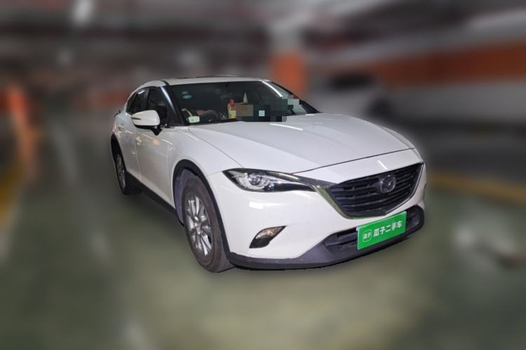 Used Mazda CX-4 2018 2.0L Automatic Two-Wheel Drive Blue Sky Dynamic Version China VI Standard Front Right 45 Deg