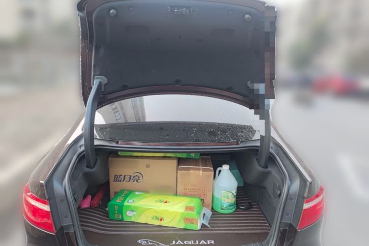 Used Jaguar XFL 2017 XFL 2.0T 240PS Luxury Edition Trunk