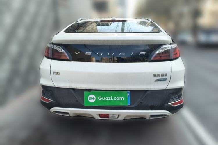 Used Venucia T90 2017 2.0L CVT Smart Edition
