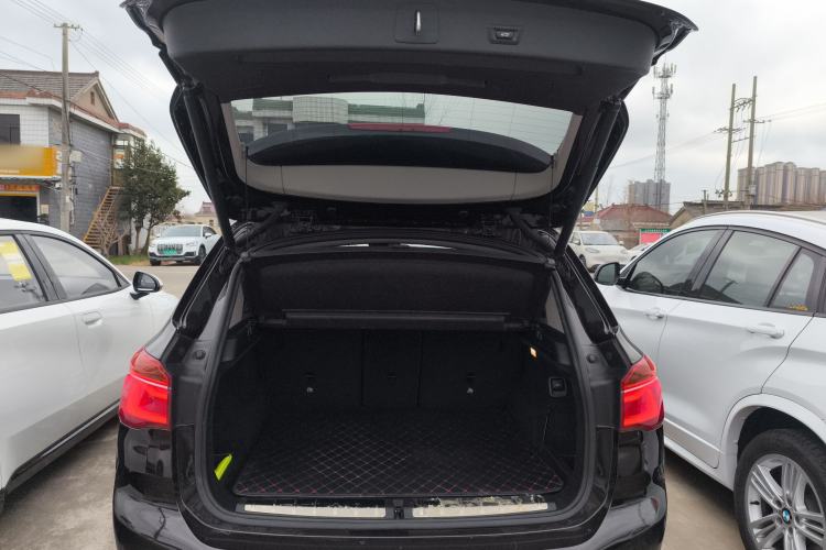 Used BMW X1 2018 sDrive20Li Leading Model
