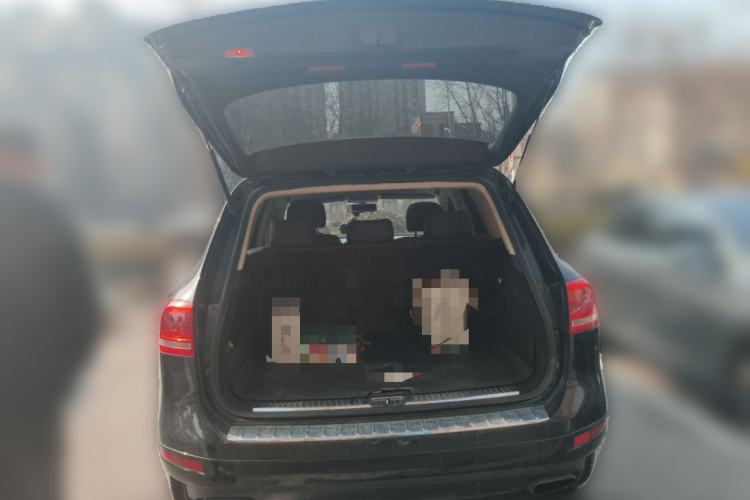 Used Volkswagen Touareg 2011 3.0 TSI Standard Version Trunk