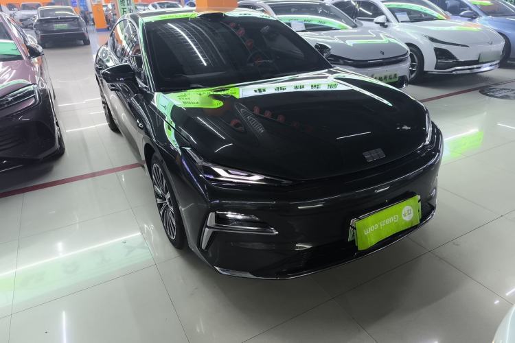 Used Geely Galaxy 8 2025 130km EM-P Starship Edition Exterior 1