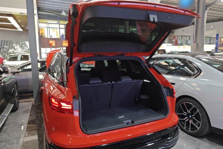 Used Audi Q5 e-tron 2022 50 e-tron quattro edition one Artistic Collection Edition
