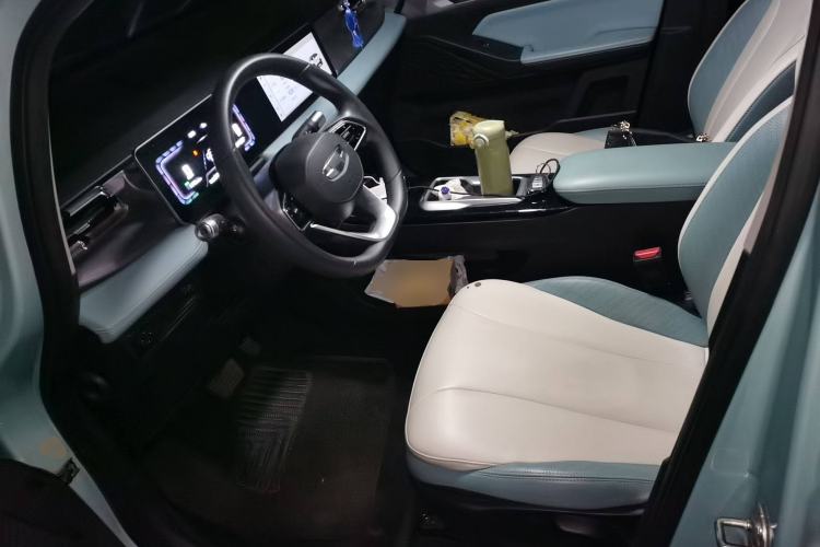 Used Geometry E Firefly 2024 401km Starlight
