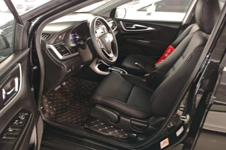 Used Honda Crider 2015 1.8L automatic luxury edition