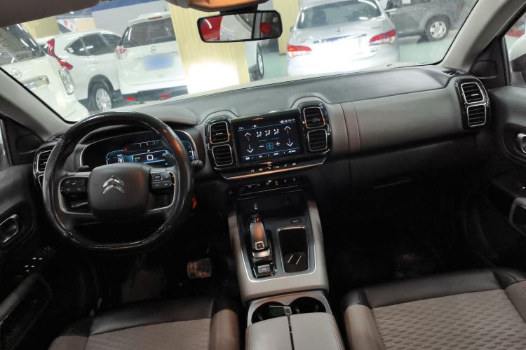 Used Citroen C5 AIRCROSS 2019 350THP Enjoyment Model China V Standard Center Console
