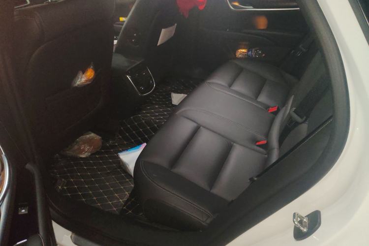 Used Cadillac XTS 2018 28T Luxury Edition Left Rear Seat