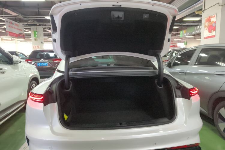 Used IM L7 2022 Dynamic Model