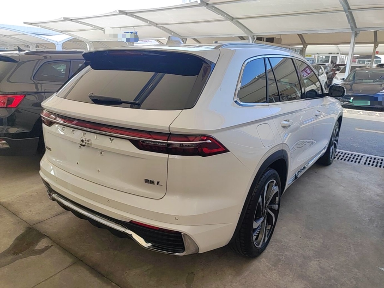 Geely Auto Monjaro L 2021 2.0TD DCT EVO Two-Wheel Drive Smart Luxury Version — снимка 6