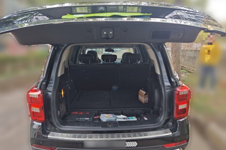 Used GAC Trumpchi GS8 2017 320T Two-Wheel Drive Luxury Smart Connectivity Version (7 Seats)