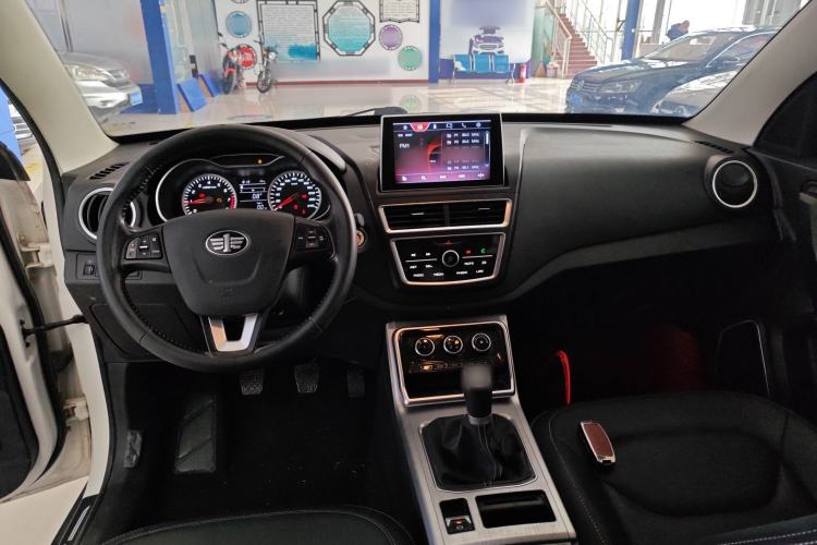 Used Bestune X40 2019 1.6L Manual Luxury Edition China VI