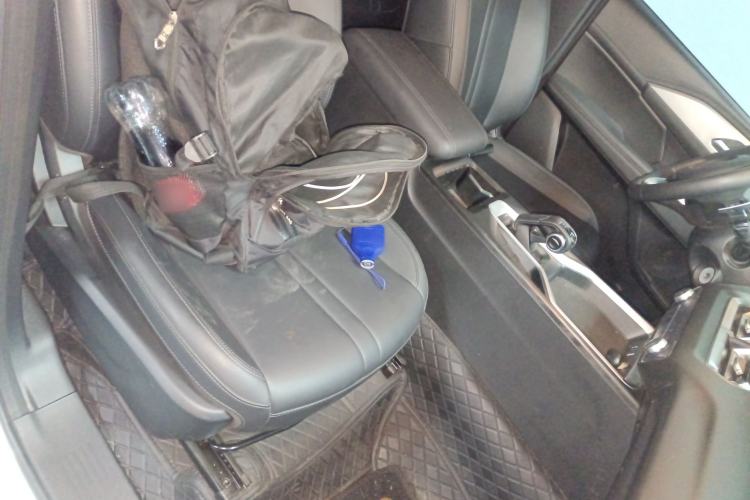 Used Great Wall King Kong Poer 2024 2.0T Automatic 8AT Diesel 4x4 Elite Flatbed Right Front Seat