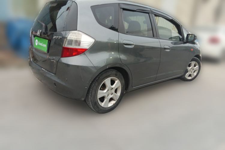 Used Honda Fit 2008 1.5L automatic luxury edition
