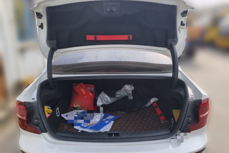 Used Volvo S60 2024 B4 Zhiyi Luxury Edition Trunk