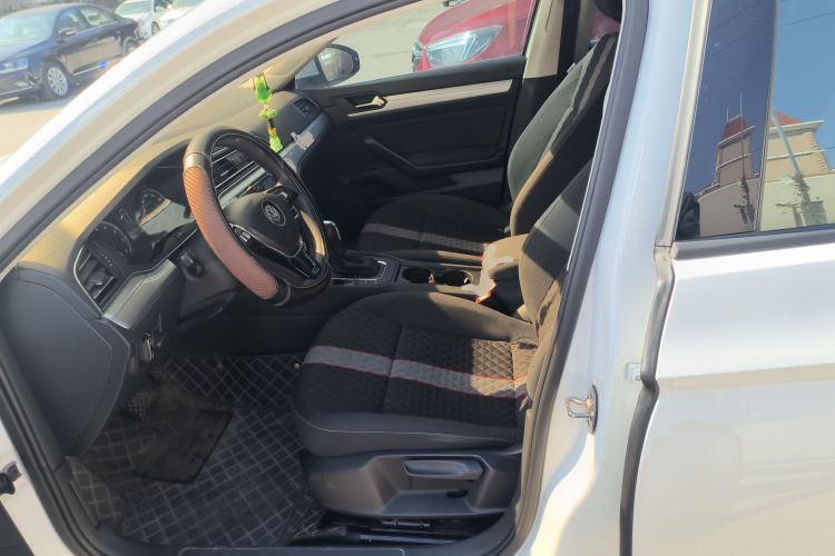 Used Volkswagen Lamando 2021 230TSI DSG Fashion Edition
