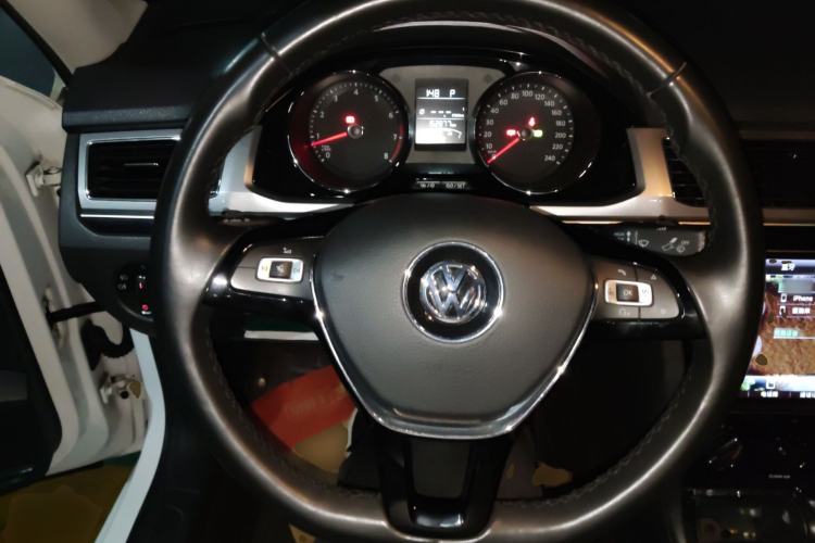 Used Volkswagen Bora 2017 1.6L Automatic Comfort Model Steering Wheel
