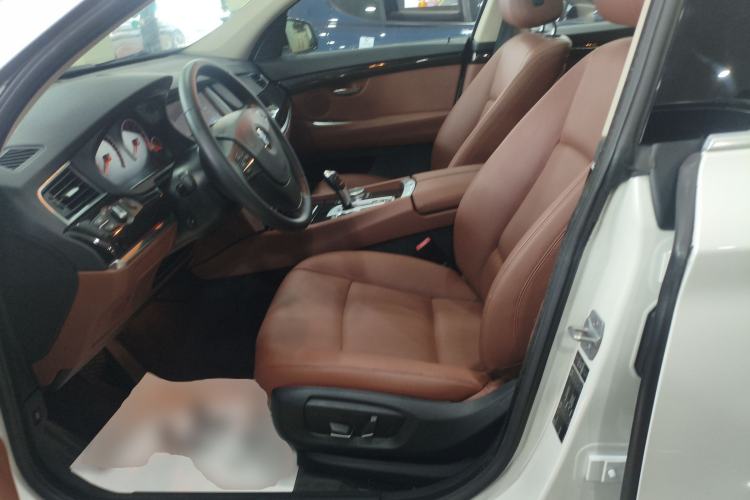 Used BMW 5 Series GT 2014 528i Leading Model
