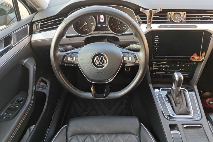 Used Volkswagen Magotan GTE Plug-in Hybrid 2020 GTE Prestige Model