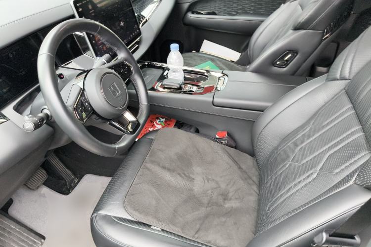 Used Zeekr 009 2022 WE Edition Left Front Seat