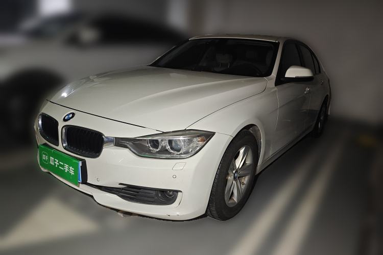 Used BMW 3 Series 2015 320i Fashion Model