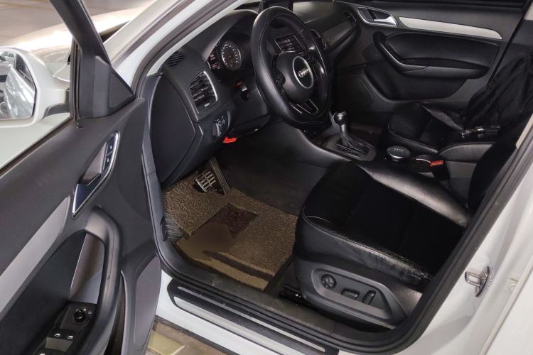 Used Audi Q3 2015 30 TFSI Ambition Edition