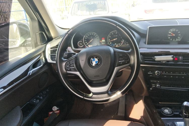 Used BMW X5 2017 xDrive35i Elegant Edition Steering Wheel
