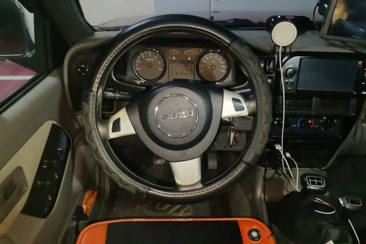 Used Isuzu Pickup 2009 2.8T 4WD Base Model Van 4JB1-TCT Steering Wheel