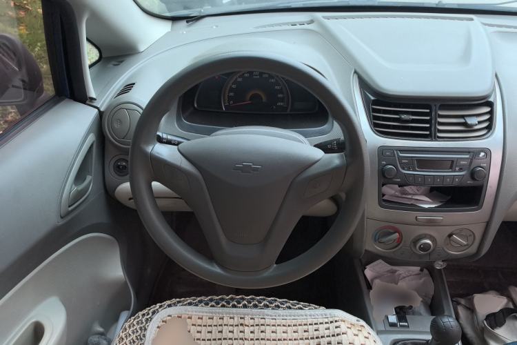 Used Chevrolet Sail 2010 Sedan 1.2L Manual Fashion Edition Steering Wheel
