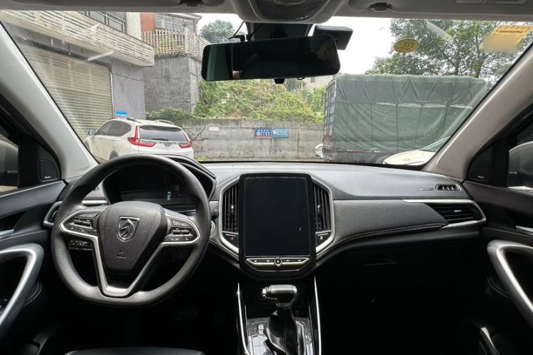 Used Baojun 530 2021 Global Car Anniversary Edition 1.5T CVT Luxury Model 5 Seats

