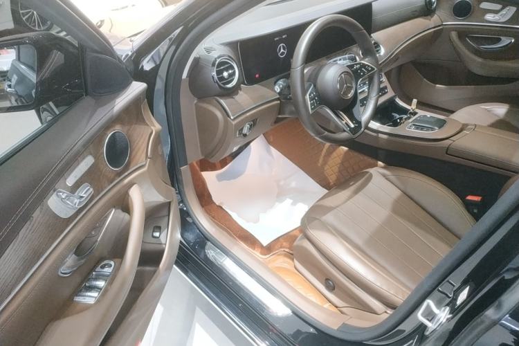 Used Mercedes-Benz E-Class 2023 Updated E 300 L Fashion Edition
