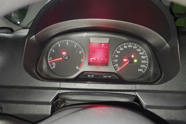 Used Volkswagen Jetta 2015 1.6L Automatic Fashion Model Instrument Cluster