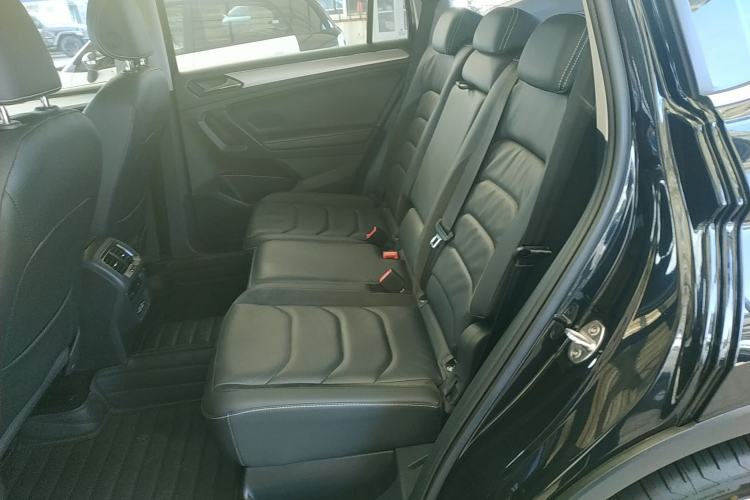 Used Volkswagen Tiguan L 2019 330TSI Automatic Two-Wheel Drive Smart Luxury Version China V Emission Standard