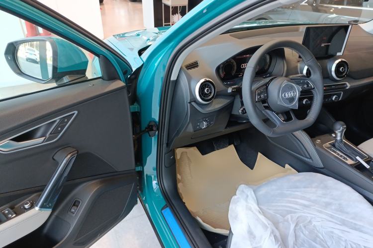 Used Audi Q2L 2025 35 TFSI Fashion Dynamic Edition
