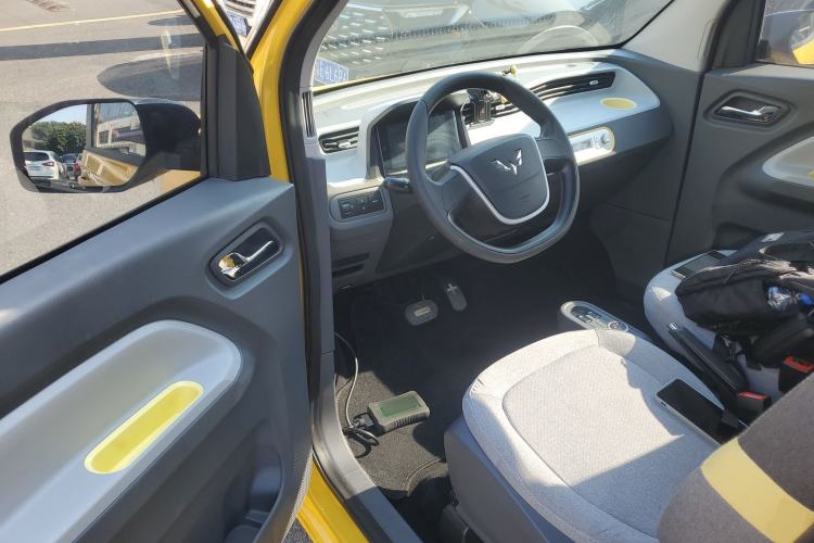 Used Wuling Hongguang MINIEV 2021 Macaron Premium Model – Lithium Iron Phosphate
