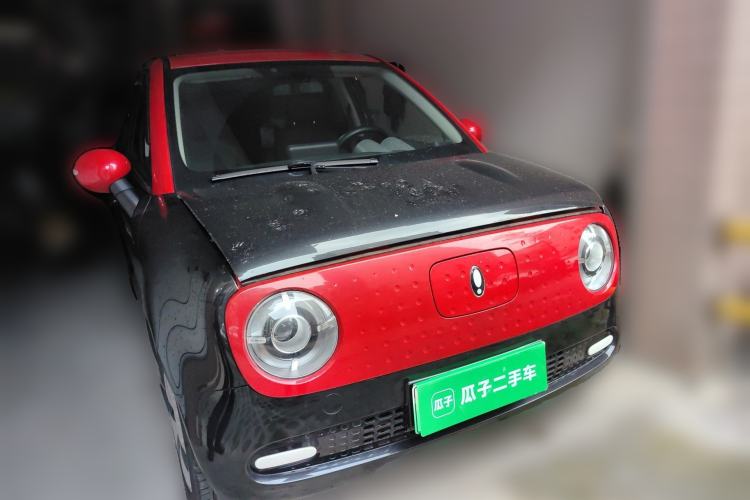 Used ORA Black Cat 2022 Updated Version 301 km Cute Pet Edition Lithium Iron Phosphate Front Right 45 Deg