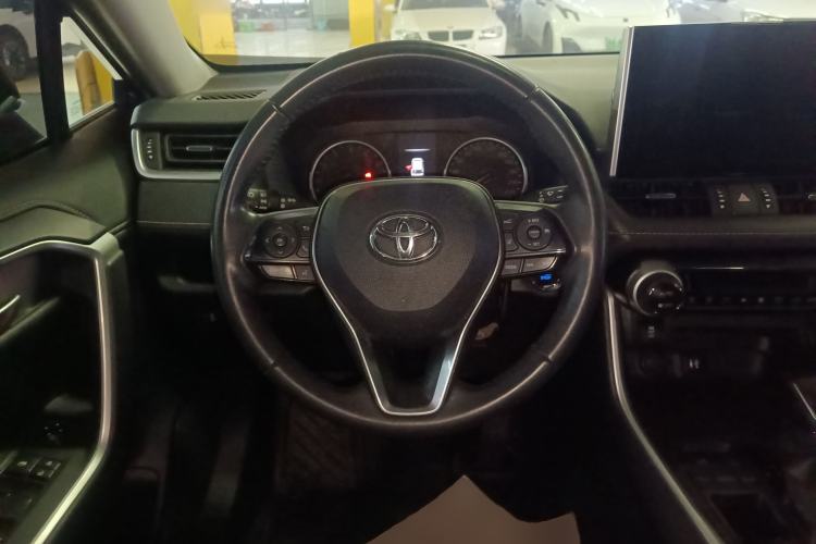 Used Toyota Wildlander 2021 2.0L CVT Two-Wheel Drive Luxury Edition