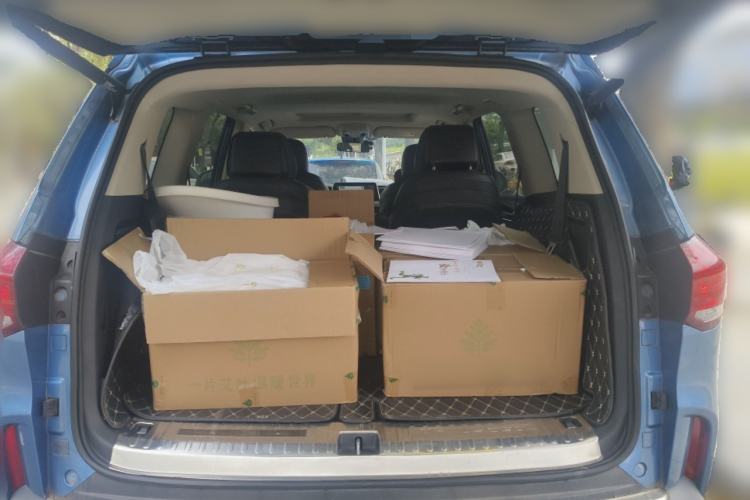 Used SAIC MAXUS D90 2017 2.0T Automatic All-Wheel Drive Sirius Trunk