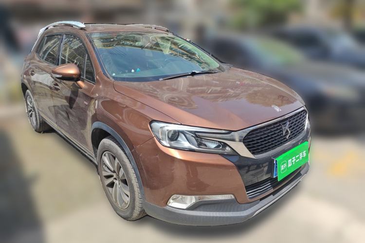 Used DS 6 2014 1.6T Luxury Edition THP200 Front Right 45 Deg