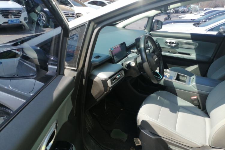 Used AION Y 2023 Younger Driver Seat